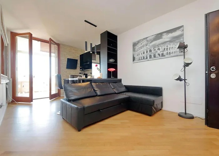 4bnb - Flaminia Prestigious Flat - Swimming Pool Apartment